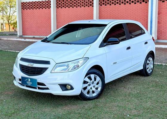 CHEVROLET ONIX 1.0 MPFI LS 8V FLEX 4P MANUAL CHEVROLET ONIX 1.0 MPFI LS 8V FLEX 4P MANUAL